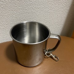 キャンプ用？ステンレスコップ　カラビナフック付
