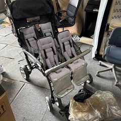 KATOJI カトージ 
4人乗りベビーカー バギー 4つ子 四...