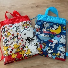 未使用ミニオン靴下とスヌーピーの手提げ袋の画像