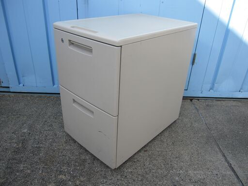 2段ワゴン　鍵あり　ニューグレー　コクヨ製BS