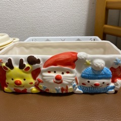 調味料トレイ　小物入れ　丸型蓋付きタッパーの画像