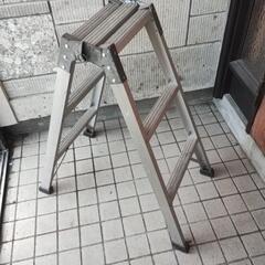 脚立　エバーステップ