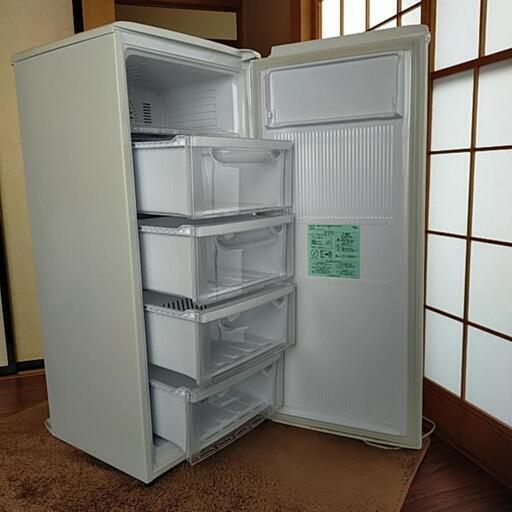 冷凍庫　122リットル