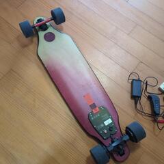 最高時速40キロ　電動スケートボード　TEAMGEE H9　那覇市泊の画像