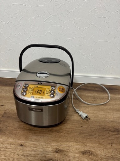 象印 IH炊飯器 極め炊きNP-HF10 5.5合炊き