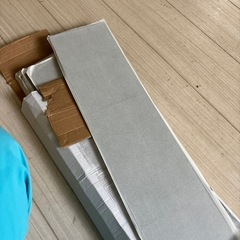 貼り付けタイプの床材ですの画像