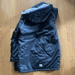 男児　フード付きアウター　裏ボア　160cmの画像