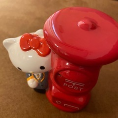 未使用　キティちゃん　ポスト　陶器製　貯金箱の画像