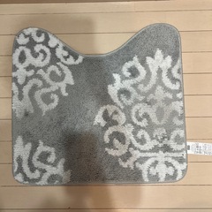 ニトリ　NITORI トイレカバーとマット　２点セットの画像