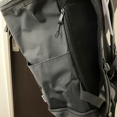 リュック  バックパック 黒　フィラ　FILA 通勤　通学　登山　林間学校　修学旅行　撥水　大容量　学生　男女兼用　42Lの画像