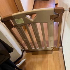 ベビー柵