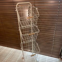 洗濯カゴ　ランドリーバスケット　ワイヤー　3段　