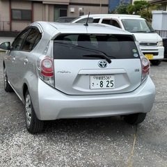 トヨタ　アクア　平成24年　走行距離6万キロ　車検7年10月　ETC ナビカメラの画像