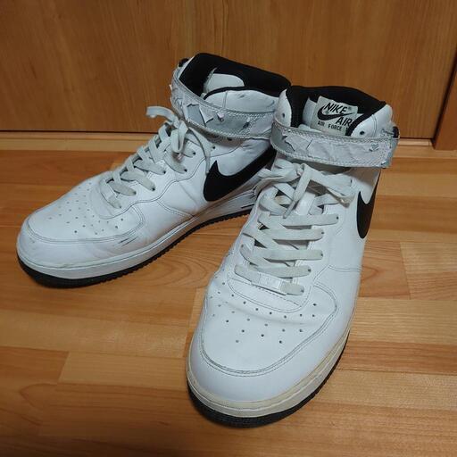 NIKE  AIR FORCE 1 MID  31cm　ホワイト×ブラック