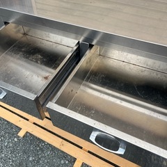 引出し付きステンレス調理台の画像