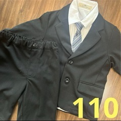 フォーマルスーツ　110cmの画像