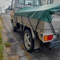 お正月大特価1月5日問い合わせ分まで値下げ　サンバートラック　クラシック　切り替え4WD ＭＴ軽トラック 車庫保管　下回り防錆済　美車　極上車の画像