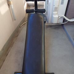シットアップベンチ