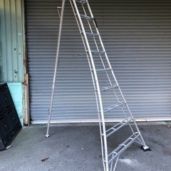 【商談中】　三脚脚立 脚立 園芸　GME-300 グリーンマスター pica ピカの画像