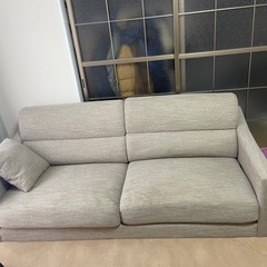 【19日夜までの出品】ソファ　160cmの画像