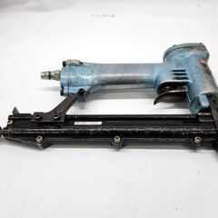 ジャンク扱い 日立 5mm カラー釘打機 NT25A エアタッカー エアツール HITACHI 札幌市 平岸店の画像