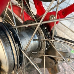 【後輪要修理】ヤマハ　電動アシスト自転車　パスバビー　20インチ　リアチャイルドシート付の画像