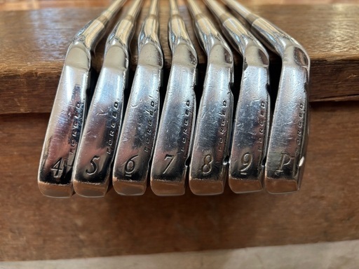 スリクソン　アイアンセット　4〜9P 7本セット