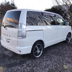 ★最終値下げ！！トヨタ★ヴォクシー！！4WDの画像