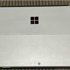 Surface Pro 第5世代(郵送可)の画像