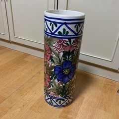 スペイン製　陶器の花瓶　中古品