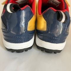 【美品】hummel［ヒュンメル］キッズシューズ①20cmの画像