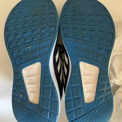 《再々値下げから更に10%OFF❗️》［adidas］ジュニアシューズ23.0cm の画像