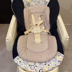 【美品】ハイローチェア　テーブル付　コンビ