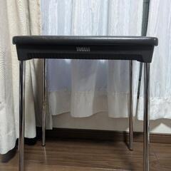 ピアノの椅子