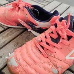 最終お値下げ　UMBRO　フットサルシューズ