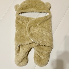 イヤー付きフードおくるみ　くまの画像