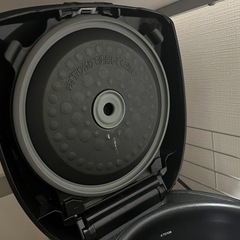 【引き渡しの方が決まりました】タイガー　炊飯器 5.5合炊き 【12月中旬以降にお渡し】の画像