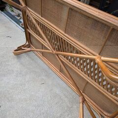 籐テーブルあげますの画像