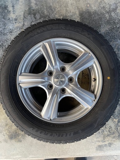 ◾️ 195 65R 15 91Q ◾️voxy●スタッドレスタイヤ.シーズンだけ使用したタイヤです。