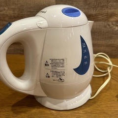 電気ケトルの画像