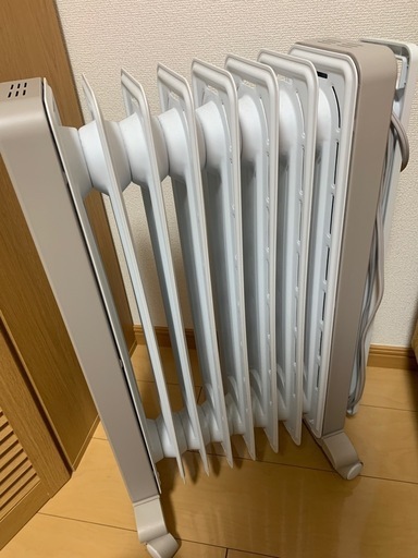 【値下げ】デロンギ　オイルヒーター　