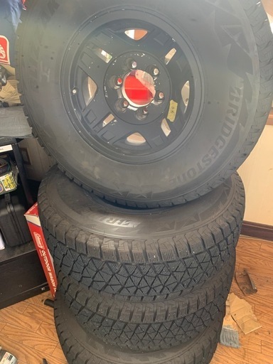 ランドクルーザー　スタッドレス　78プラド