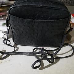 女性用ショルダーバッグ