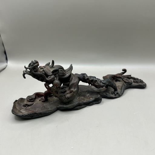k1118607  時代 古銅 横幅23センチ 重さ0.9キロ 時代物 「龍」アンティークコレクション 中古品 現状品