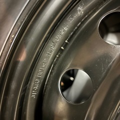195/65R15イボ付きバリ山ヴォクシーノア他の画像