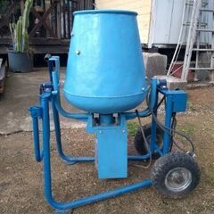 ミキサー(セメントなど撹拌機)