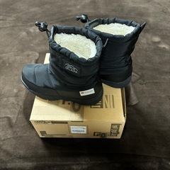 スノーブーツ20cm
の画像