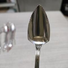 グレ−プフル−つ食べる時食べやすいですょ…ギザギザ新品スプーン🥄４つの画像
