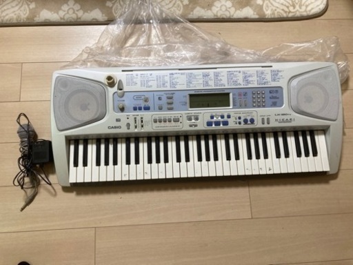CASIO光ナビゲーション電子ピアノLK-180TV、スタンド付き