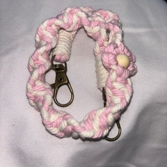 【ハンドメイド】マクラメストラップ🌸 の画像